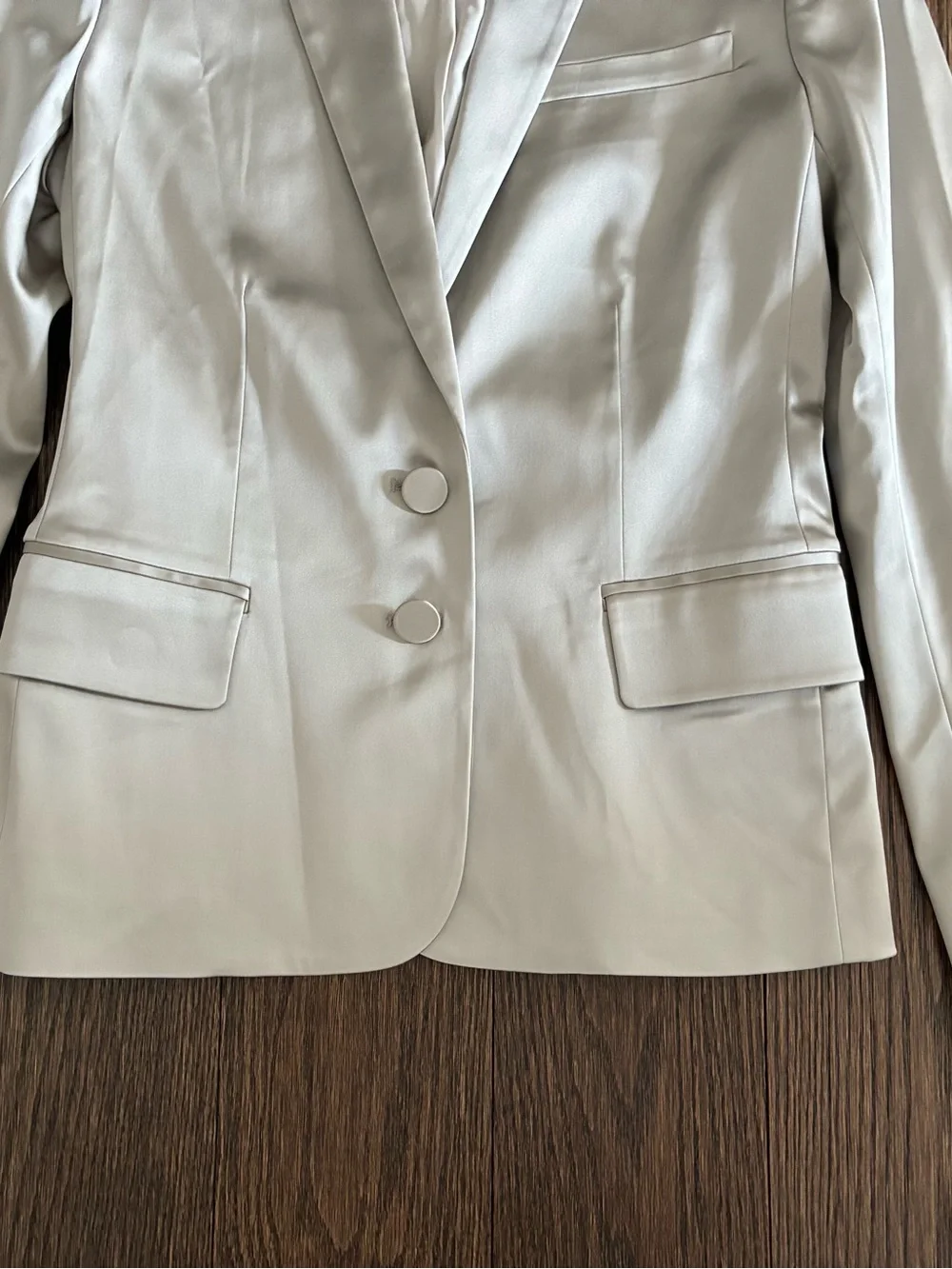 L’AGENCE Blazer Champagne Shiny NWOT - Picture 5 of 12